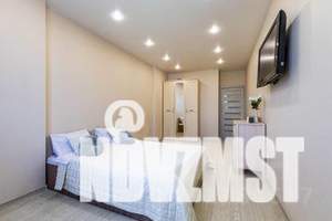 2-к квартира, посуточно, 50м2, 3/32 этаж