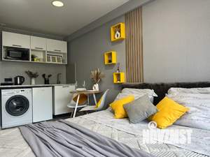 Студия квартира, посуточно, 19м2, 1/24 этаж