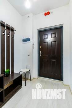 1-к квартира, посуточно, 35м2, 6/25 этаж