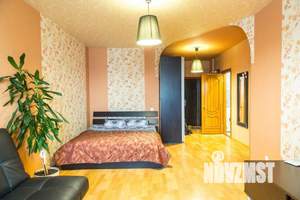 1-к квартира, посуточно, 50м2, 1/1 этаж