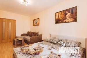 1-к квартира, посуточно, 40м2, 7/8 этаж