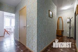2-к квартира, посуточно, 45м2, 13/32 этаж