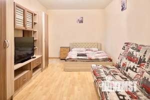 1-к квартира, посуточно, 40м2, 5/6 этаж