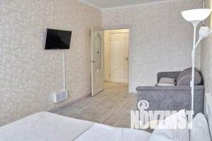 1-к квартира, посуточно, 43м2, 7/32 этаж