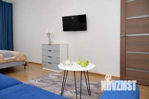 1-к квартира, посуточно, 42м2, 15/23 этаж