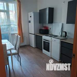 2-к квартира, посуточно, 80м2, 1/18 этаж