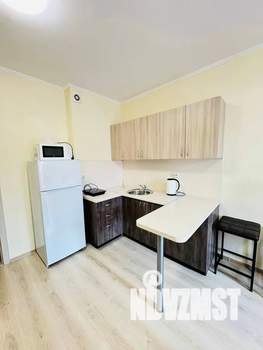 Студия квартира, посуточно, 30м2, 22/25 этаж