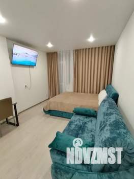 Студия квартира, посуточно, 32м2, 7/25 этаж