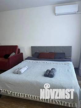 Студия квартира, посуточно, 33м2, 3/9 этаж