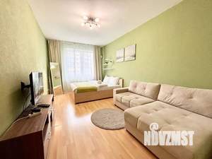 Студия квартира, посуточно, 43м2, 2/16 этаж