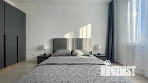 2-к квартира, посуточно, 40м2, 14/25 этаж