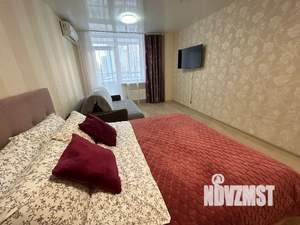 1-к квартира, посуточно, 43м2, 3/18 этаж