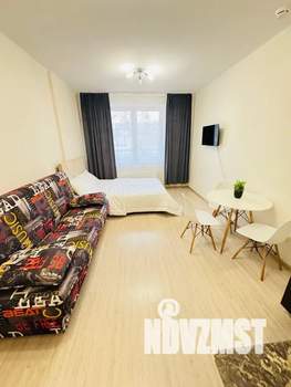 1-к квартира, посуточно, 35м2, 1/25 этаж