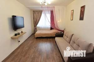 1-к квартира, посуточно, 65м2, 1/1 этаж