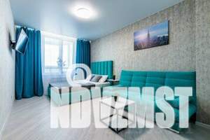 2-к квартира, посуточно, 45м2, 1/20 этаж