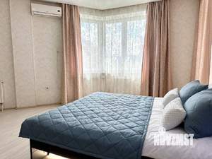 1-к квартира, посуточно, 43м2, 4/25 этаж