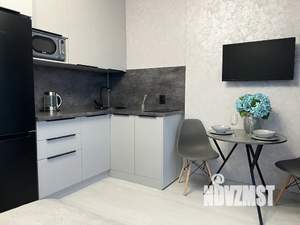 Студия квартира, посуточно, 25м2, 6/23 этаж