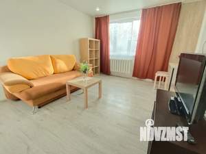 2-к квартира, посуточно, 48м2, 1/5 этаж