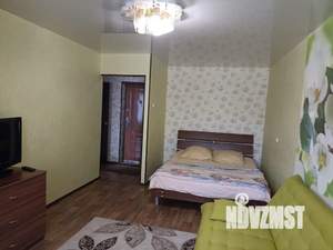 1-к квартира, посуточно, 35м2, 1/9 этаж