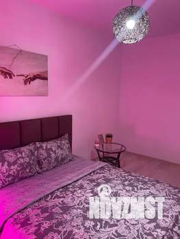 1-к квартира, посуточно, 40м2, 17/25 этаж