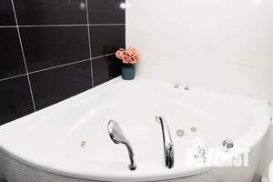 Студия квартира, посуточно, 30м2, 6/9 этаж