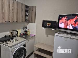 Студия квартира, посуточно, 11м2, 1/9 этаж