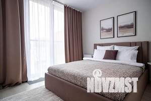 1-к квартира, посуточно, 39м2, 10/18 этаж