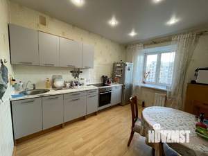 2-к квартира, на длительный срок, 77м2, 8/17 этаж