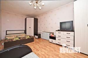 1-к квартира, посуточно, 38м2, 4/5 этаж