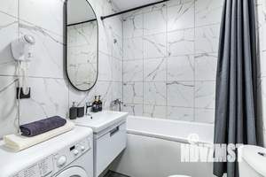 Студия квартира, посуточно, 30м2, 27/28 этаж