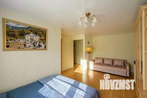 1-к квартира, посуточно, 33м2, 1/1 этаж