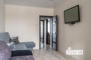 3-к квартира, посуточно, 54м2, 1/1 этаж