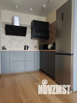 2-к квартира, посуточно, 40м2, 23/25 этаж