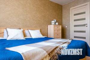 2-к квартира, посуточно, 72м2, 1/1 этаж