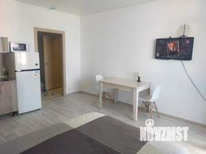 Студия квартира, посуточно, 30м2, 18/23 этаж