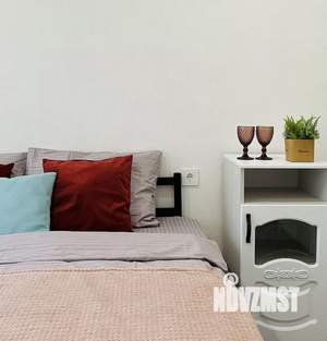 1-к квартира, посуточно, 33м2, 8/9 этаж