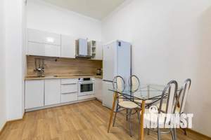 1-к квартира, посуточно, 43м2, 1/18 этаж