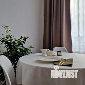 Студия квартира, посуточно, 35м2, 18/20 этаж