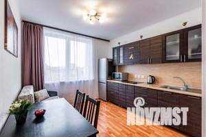 3-к квартира, посуточно, 65м2, 1/25 этаж