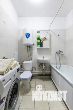 Студия квартира, посуточно, 35м2, 11/25 этаж