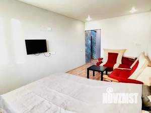 1-к квартира, посуточно, 35м2, 4/9 этаж