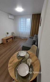 1-к квартира, на длительный срок, 37м2, 18/32 этаж