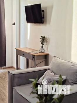 Студия квартира, посуточно, 30м2, 23/25 этаж