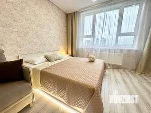 Студия квартира, посуточно, 33м2, 16/28 этаж