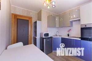 1-к квартира, посуточно, 37м2, 10/20 этаж