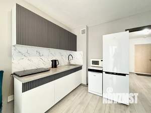 1-к квартира, посуточно, 42м2, 9/27 этаж