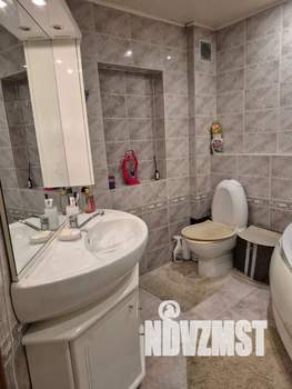 Студия квартира, посуточно, 36м2, 2/9 этаж