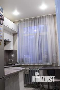 1-к квартира, посуточно, 28м2, 1/2 этаж