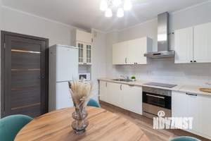 2-к квартира, посуточно, 66м2, 1/1 этаж