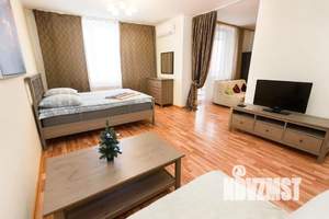 1-к квартира, посуточно, 56м2, 14/14 этаж